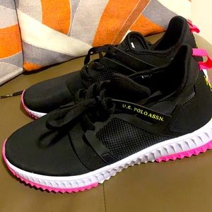 Woman US Polo Association Black sneakers, size 8.5